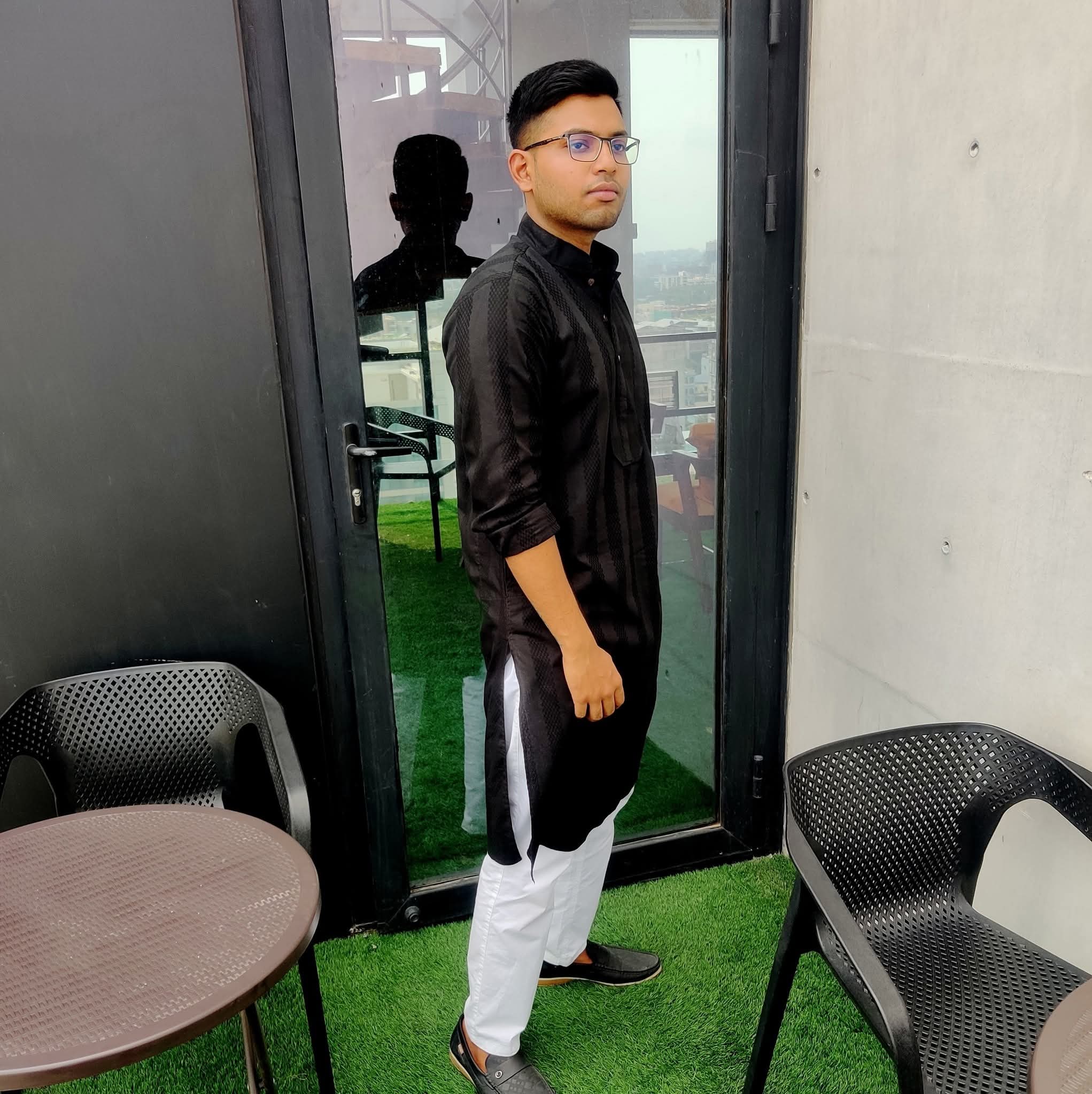 Amir Hamza Khan